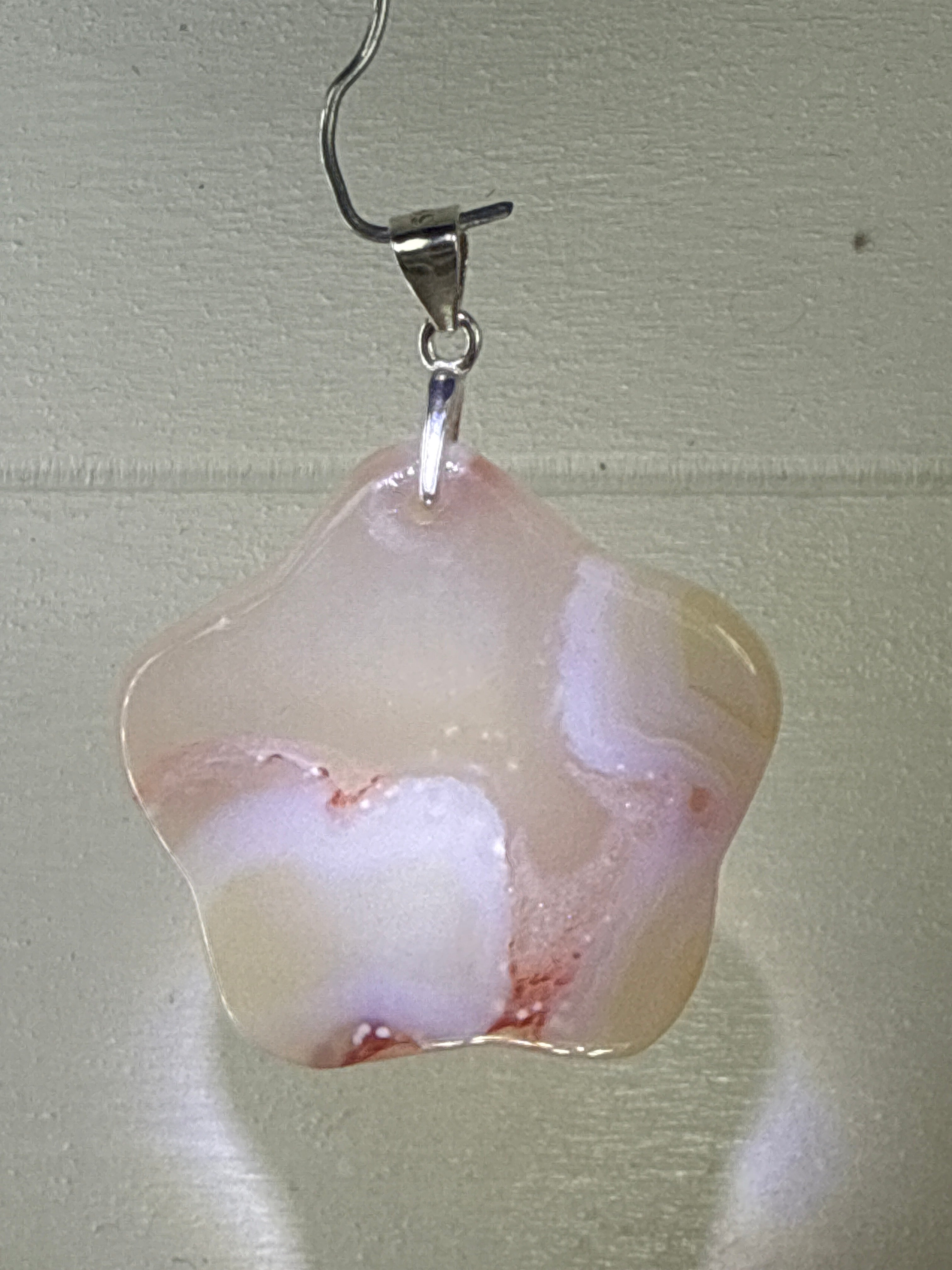 Flower Agate Star Pendant