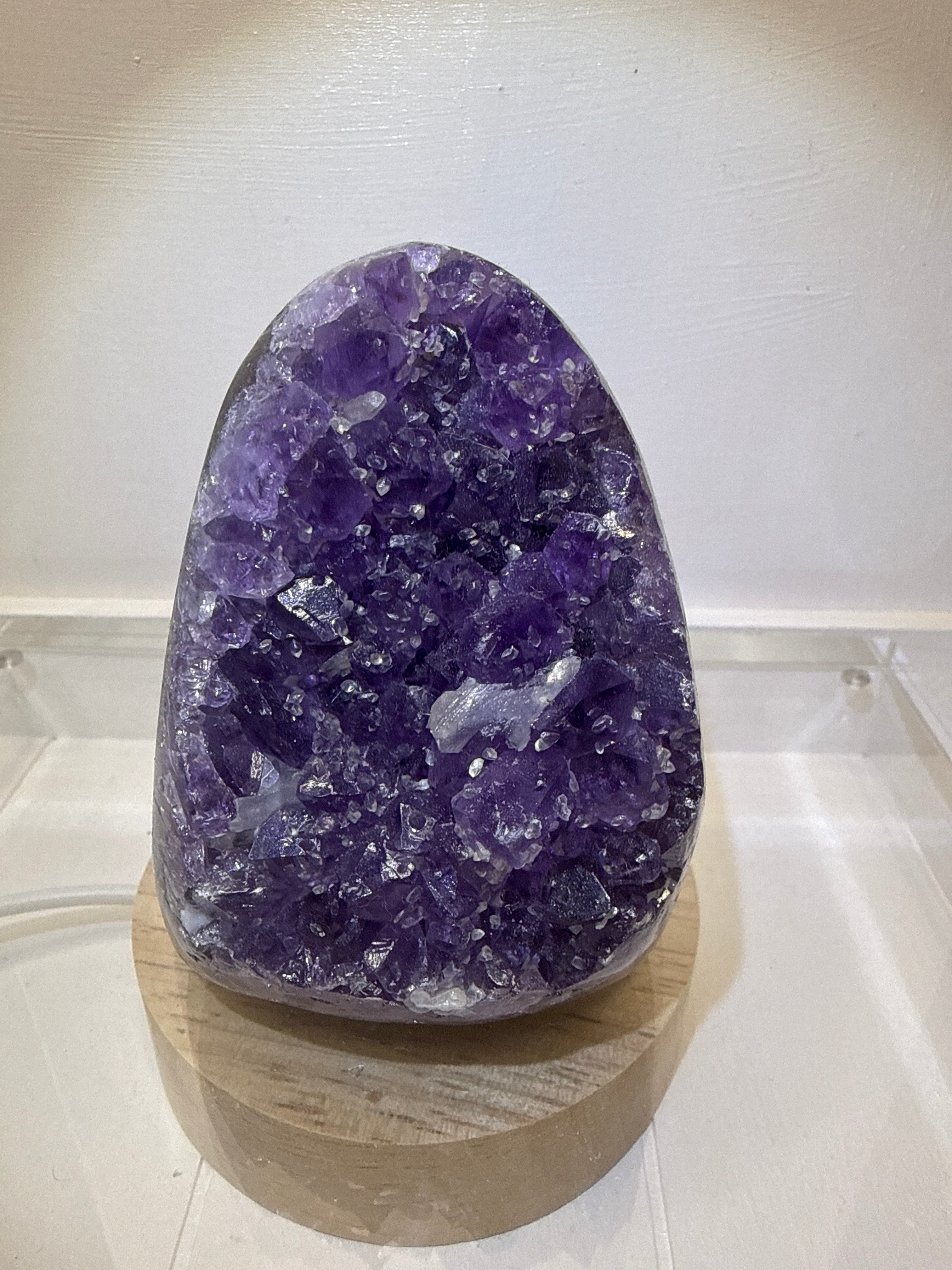 Amethyst Cutbase with Sugar Calcite