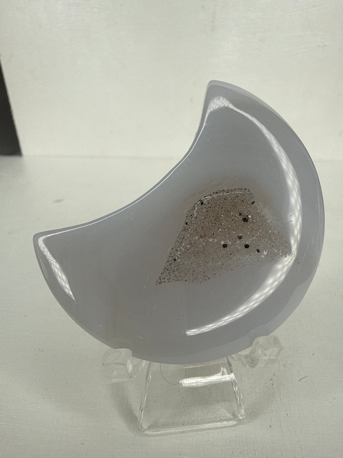 Druzy Agate Moon Carving