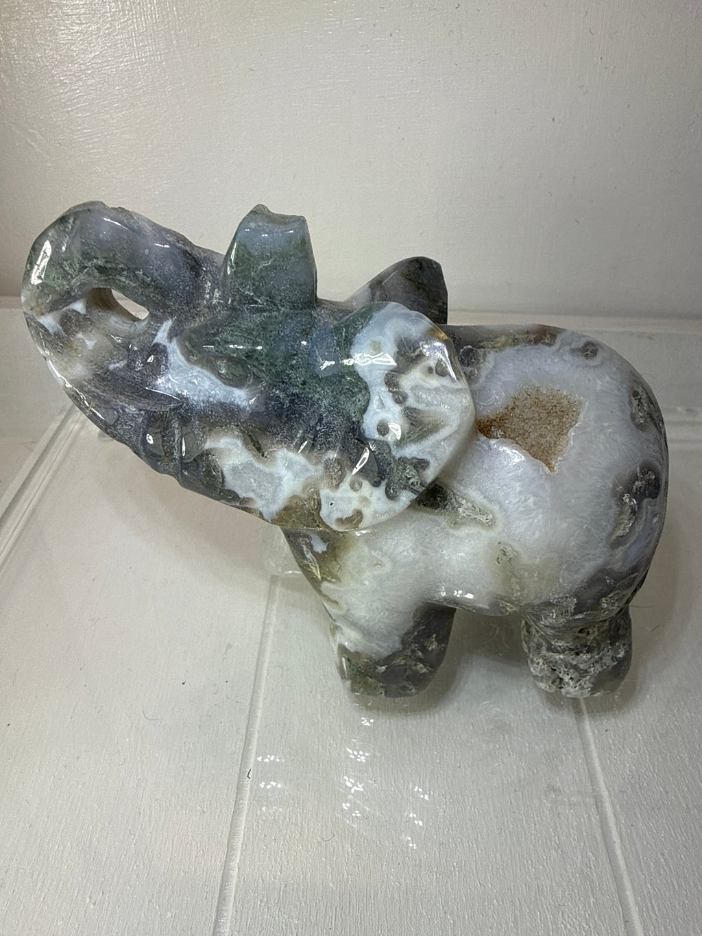 Druzy Moss Agate Elephant
