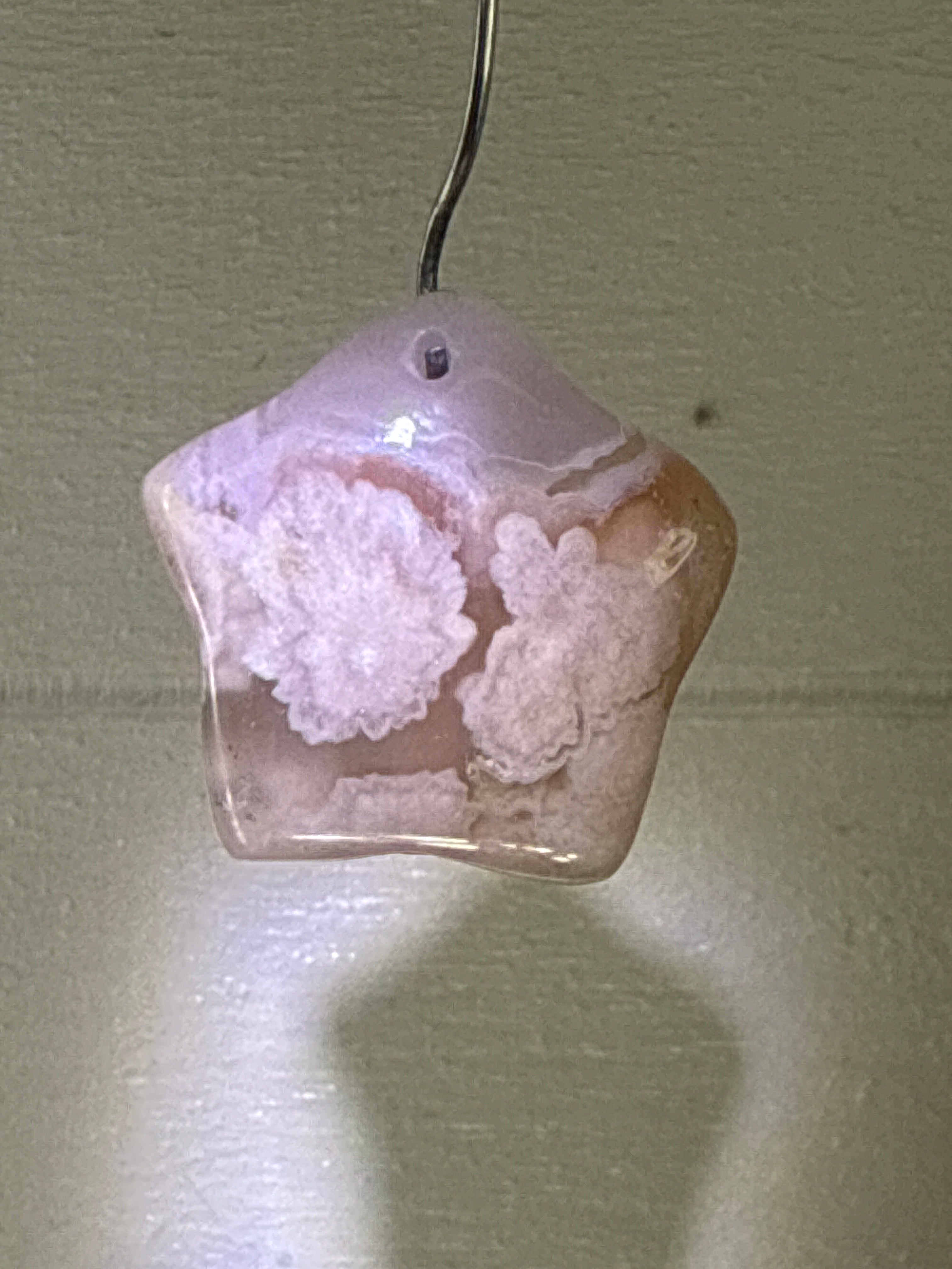 Flower Agate Star Pendant