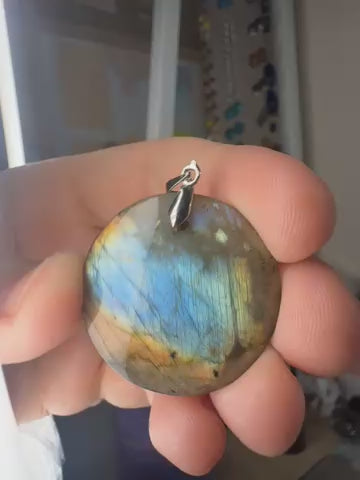 Labradorite Pendant