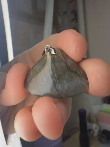 Labradorite Pendant