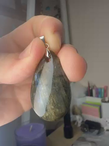 Labradorite Pendant