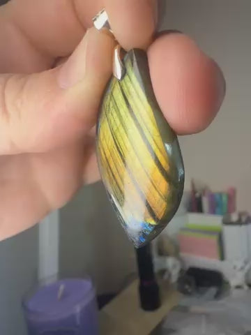 Labradorite Pendant