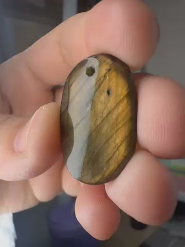 Labradorite Pendant