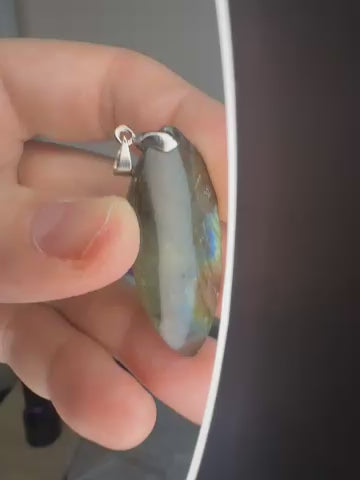 Labradorite Pendant