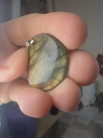 Labradorite Pendant