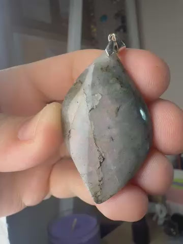 Labradorite Pendant