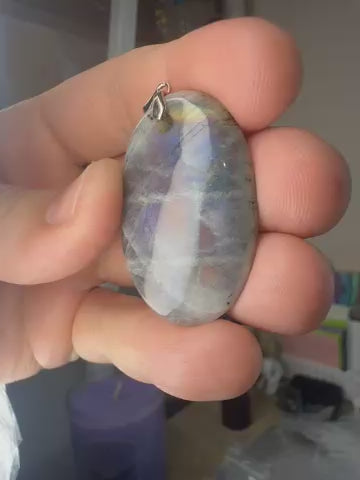 Labradorite Pendant