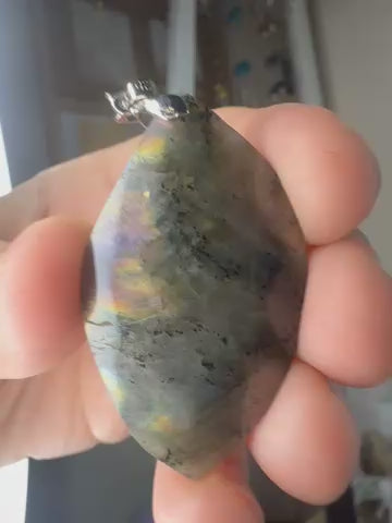Labradorite Pendant