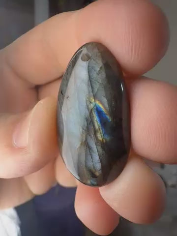 Labradorite Pendant