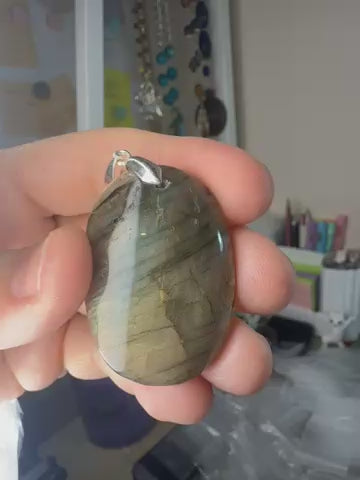 Labradorite Pendant