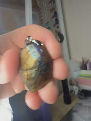 Labradorite Pendant